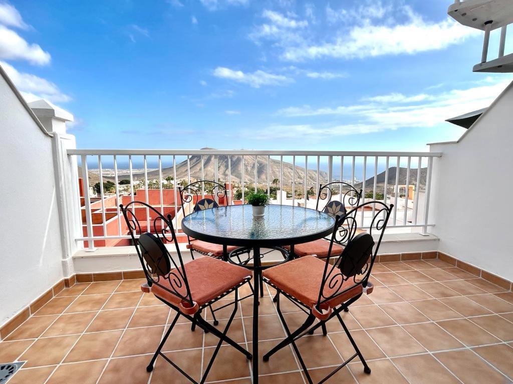 Great View Over The Ocean In Apartment Bianca With Wifi And Pool Чайофа Экстерьер фото