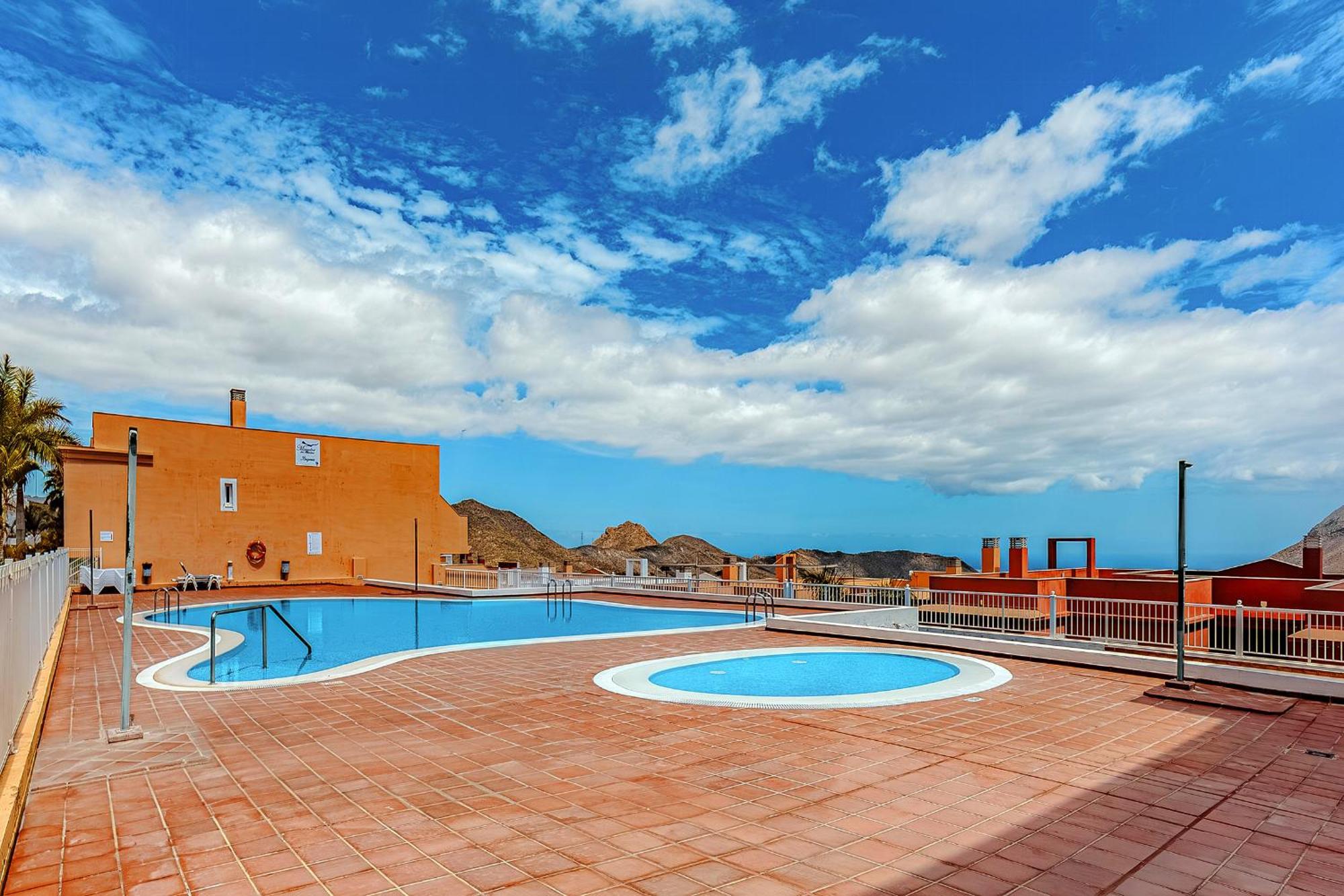 Great View Over The Ocean In Apartment Bianca With Wifi And Pool Чайофа Экстерьер фото